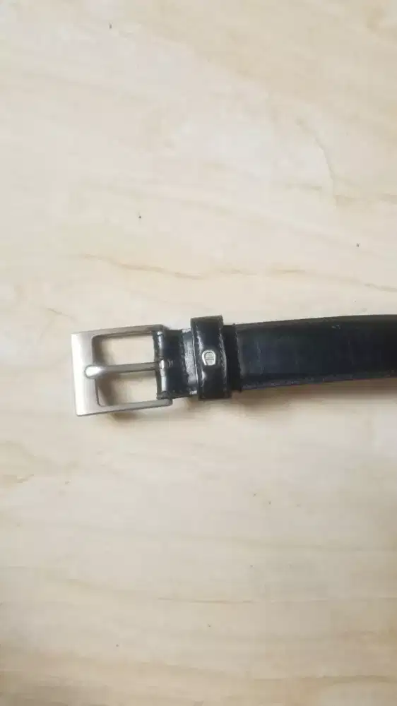 Ikat pinggang aigner made in italy