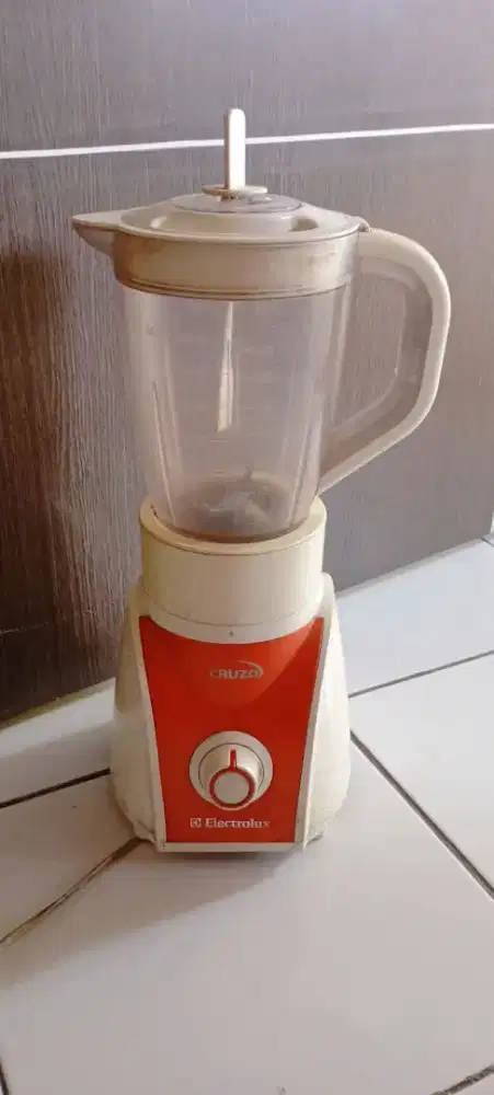 Blender satu set electrolux murah