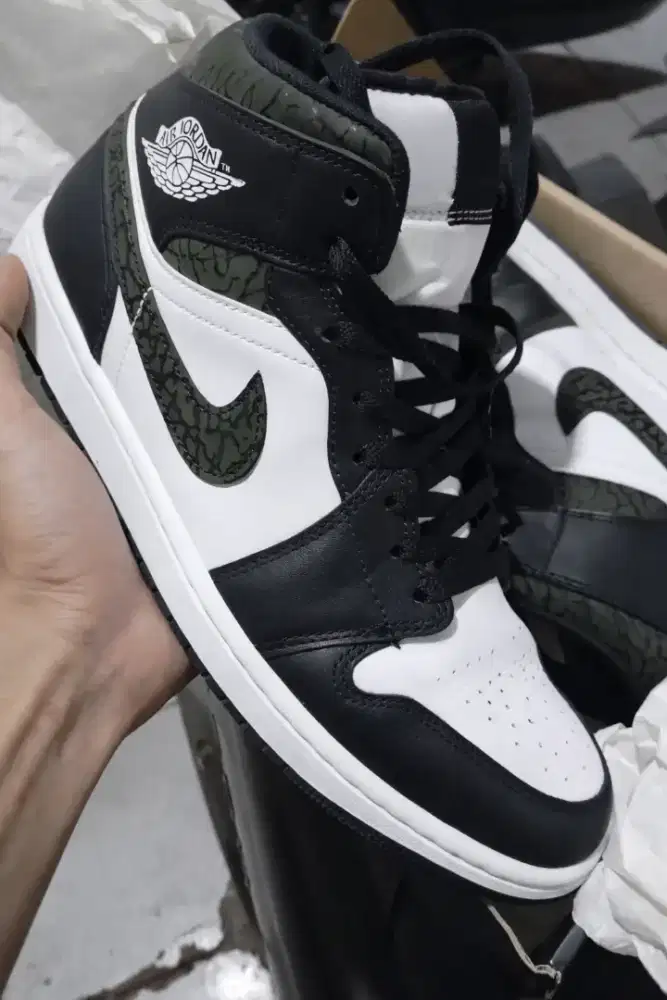 Nike Air Jordan 1 MID SE 100%Ori