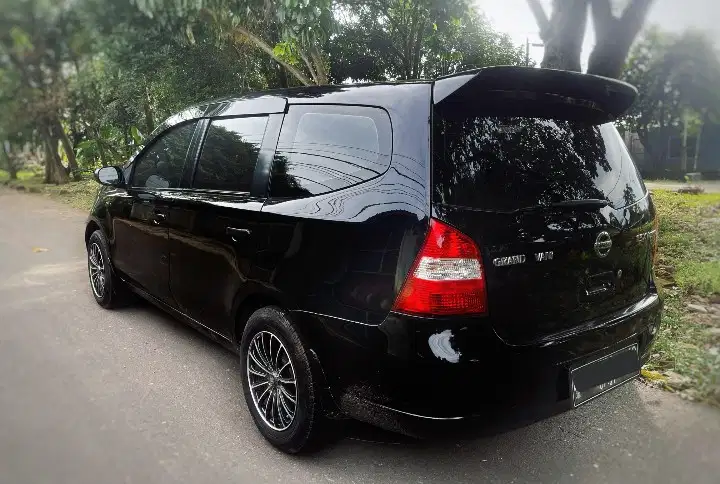 Nissan Grand livina 2008 Bensin