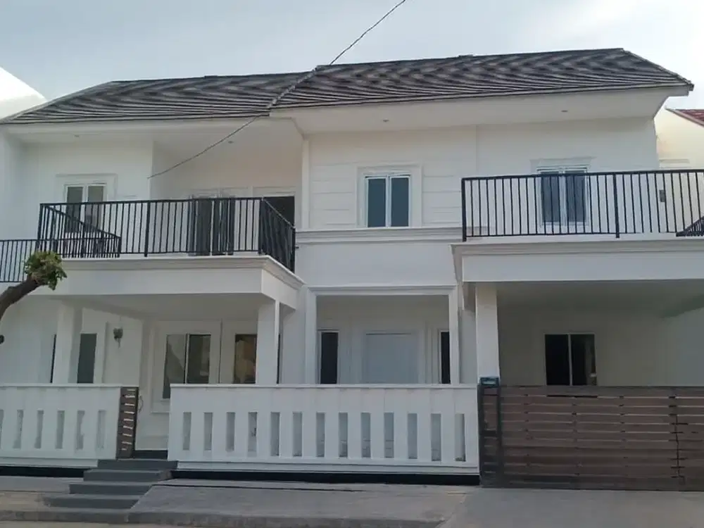 Rumah Mewah Villa Melati Mas BSD - Hoek/Depan Gerbang - Renovasi Baru
