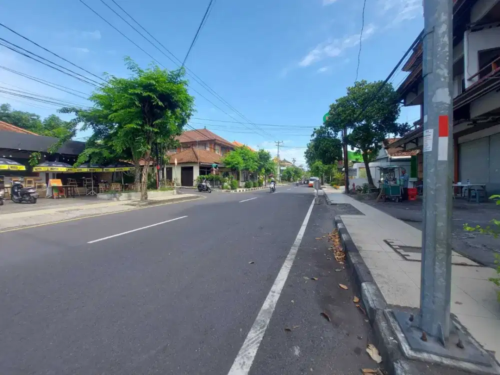 Dijual Tanah di Jalan Utama jalan Raya Kuta - Kuta
