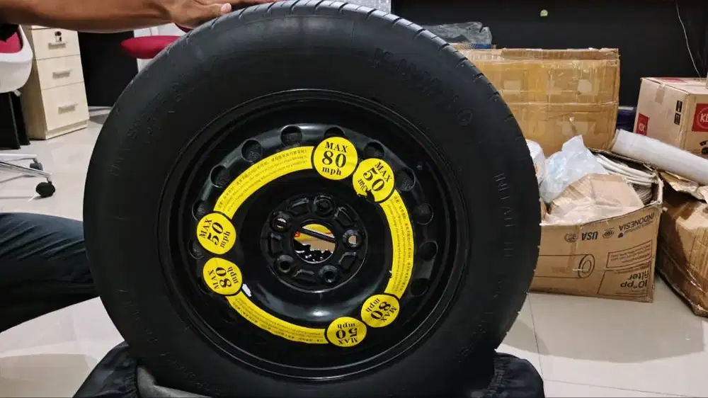 Velg Ban Serep satu set, seperti baru, Cadangan Byd, 90 / R17