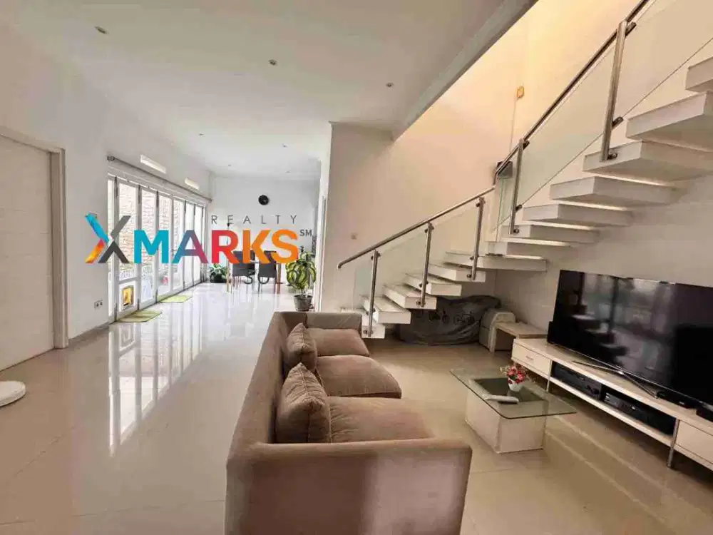 Dijual Rumah' Mewah Modern Minimalis Super Cakep Design Arsitek di Cluster Elite Fajar Indah Solo