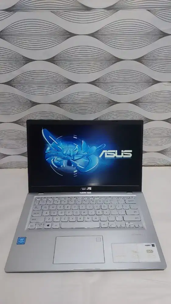 Asus Cleron N4020 RAM 8 GB SSD 256 GB