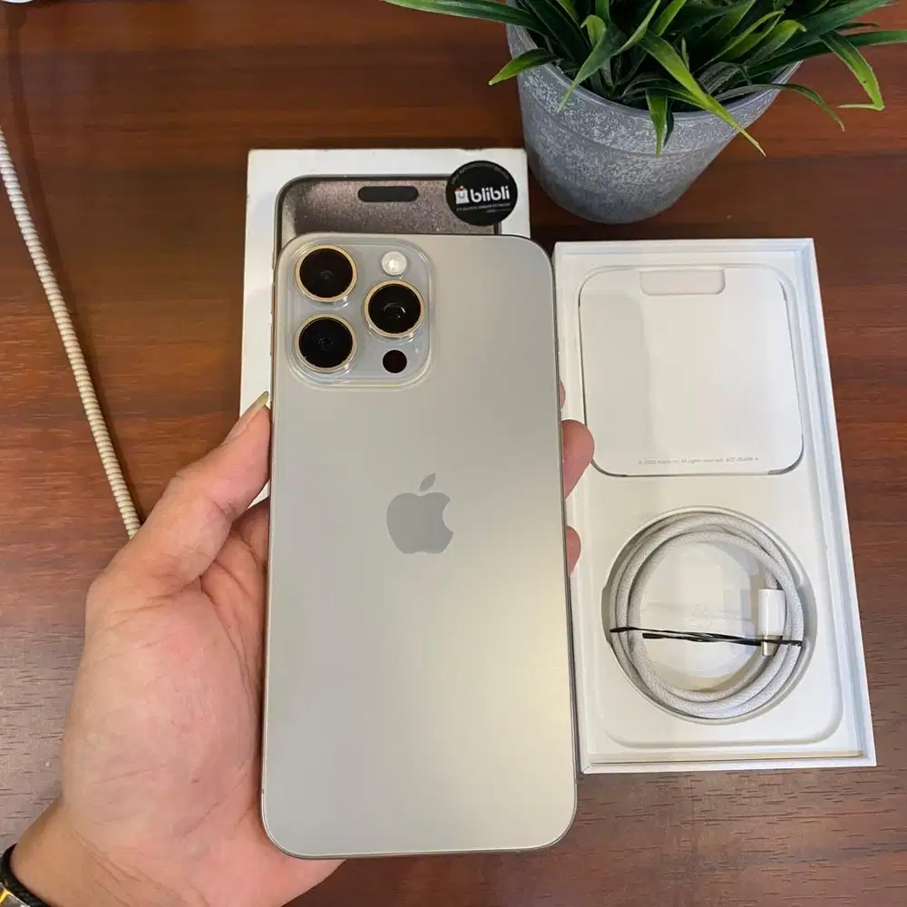 iPhone 15 Pro Max 256GB Natural Titanium iBox