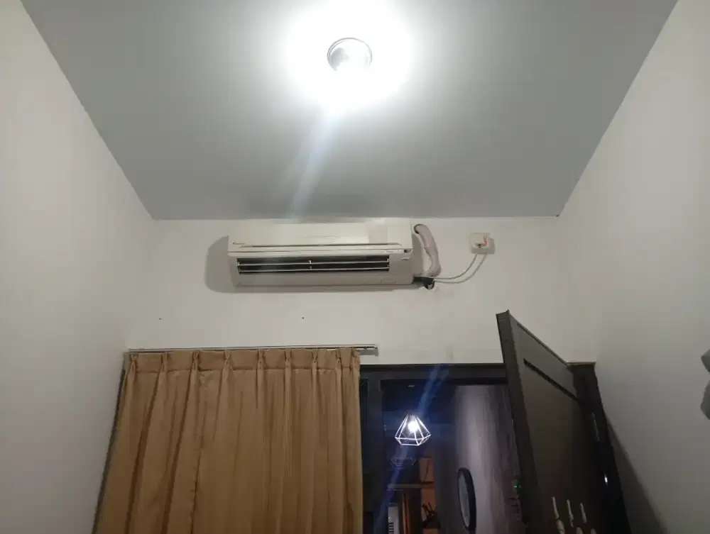 Jasa panggilan service AC dan jual second AC bergaransi, servis kulkas