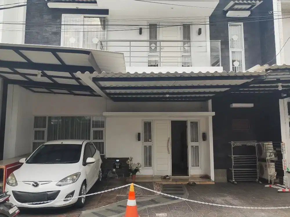 RUMAH CANTIK DALAM CLUSTER STRATEGIS di PETUKANGAN PESANGGRAHAN JAKARTA SELATAN