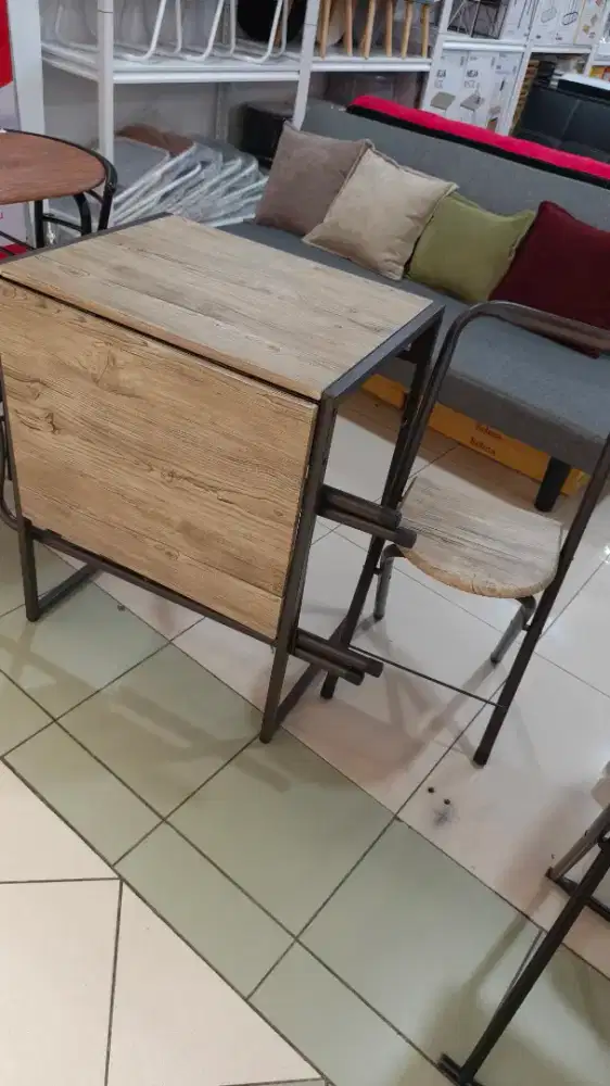 PROMO MURAH MEJA MAKAN LIPAT MERK LAZIO 2KURSI