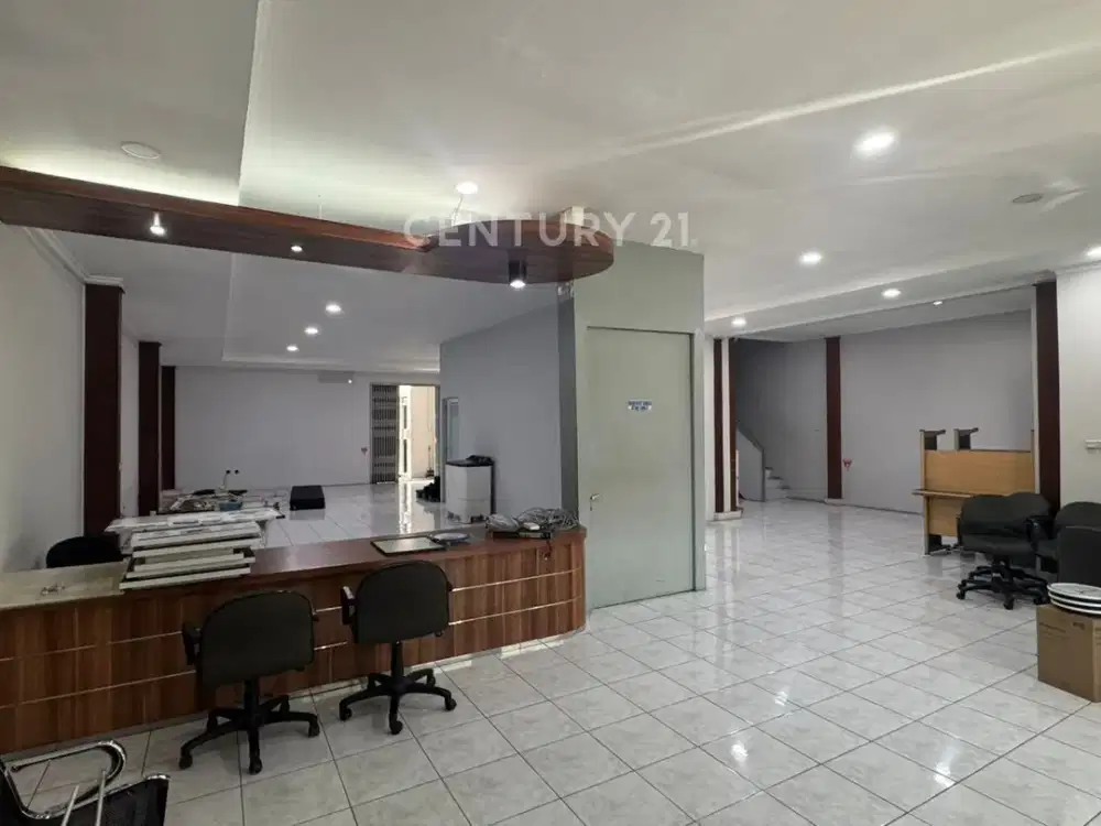 Ruang Usaha Di Tengah Kota Main Road Moh Ramdhan