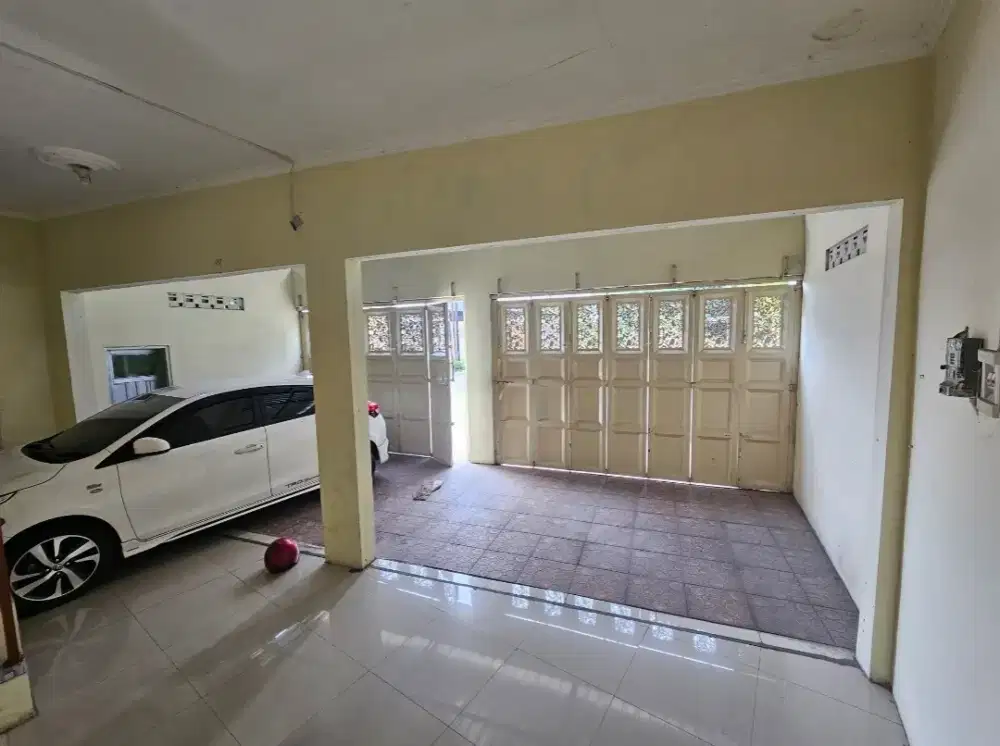 Dijual Rumah 2 lantai asri dan nyaman