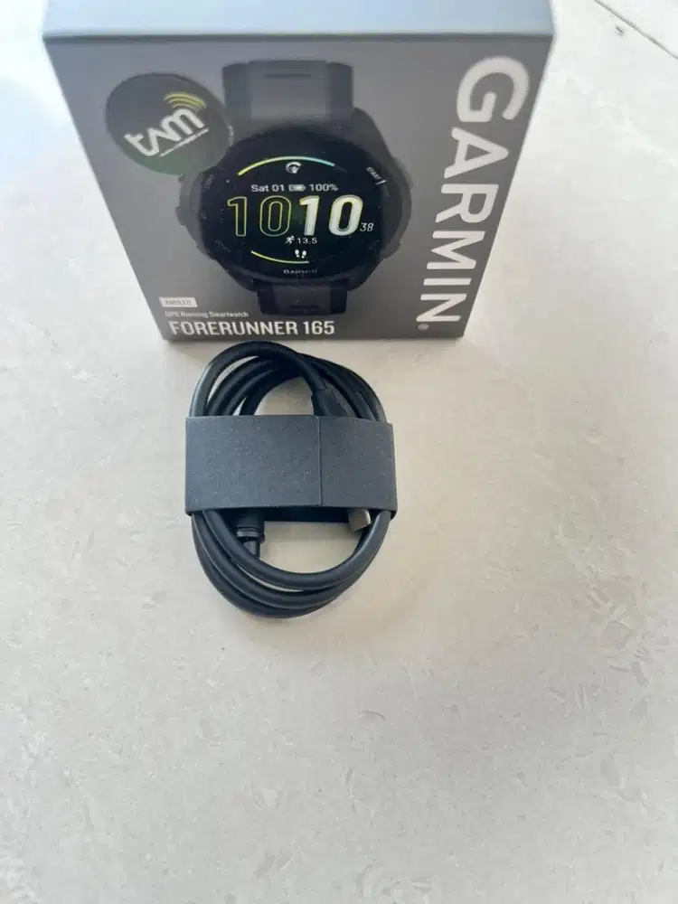 Garmin forerunner 165 black 99% like new