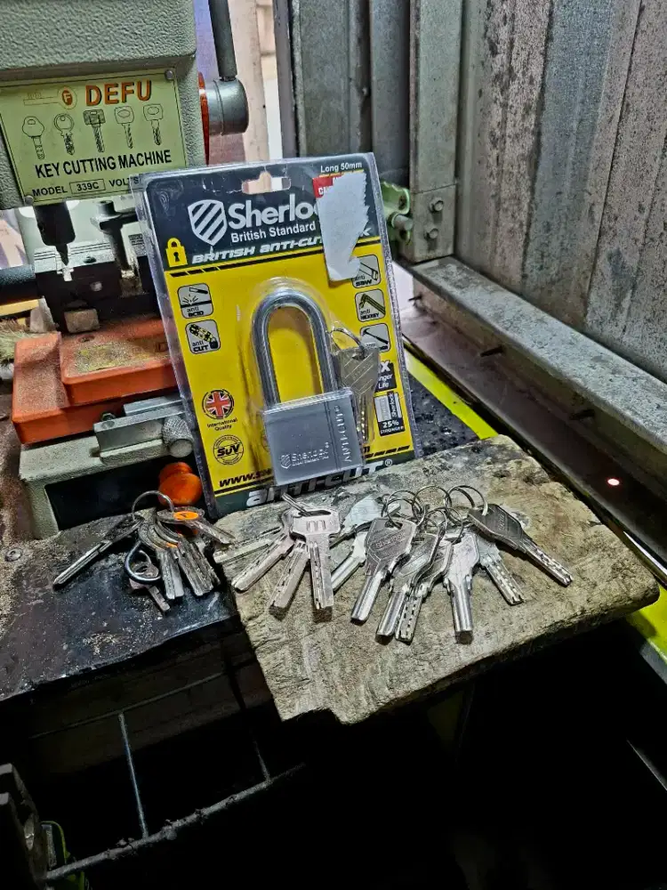 DUPLIKAT KUNCI ALL LOST KEY MENERIMA PANGGILAN JABODETABEK