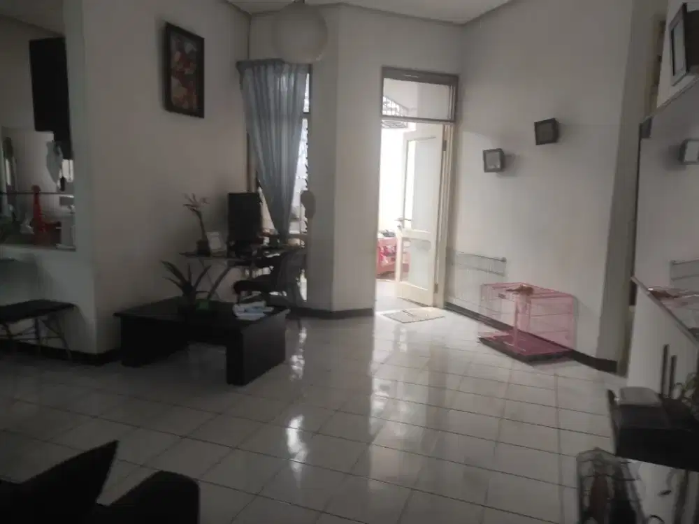 RUMAH NYAMAN MINIMALIS STRATEGIS SIAP HUNI DI PALEM KUNING BANDUNG