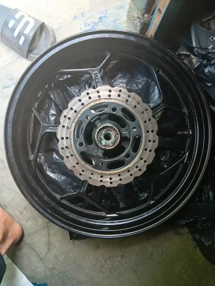 Jual velg motor ninja fi 250 cc ori belakang