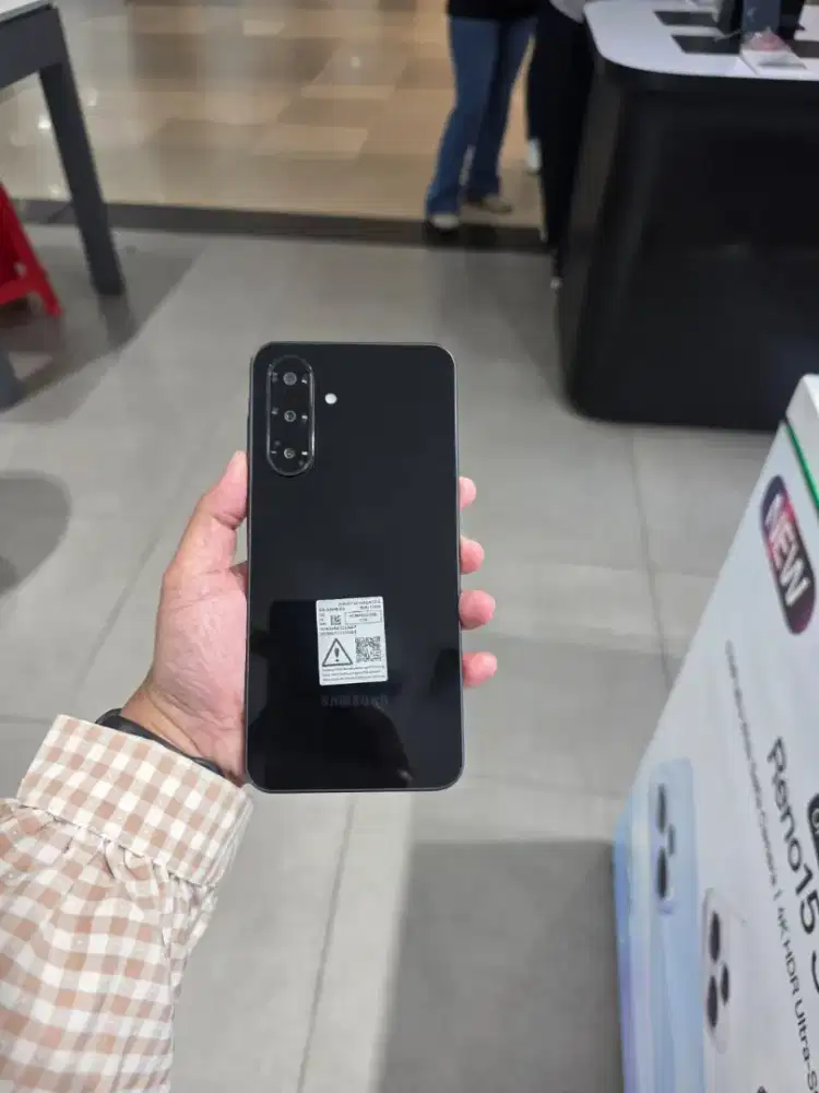 Second Samsung A26 8+8/256GB garansi aktif februari 2027