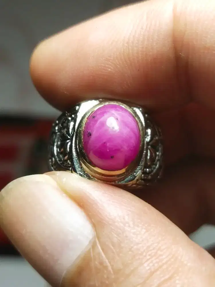 Cincin Natural Ruby Dim.10.8x9.4x8.1 Unik