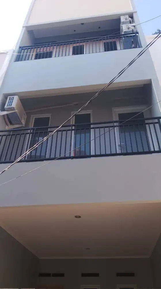 Rumah dijual, minimalis, murah di pusat kota jakarta