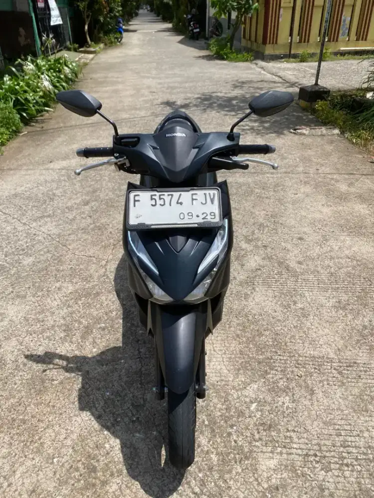 Nia:DP 500K BEAT DELUXE SMARTY KEY PLAT F KAB PAJAK HIDUP