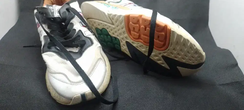 Adidas nite joger size 42