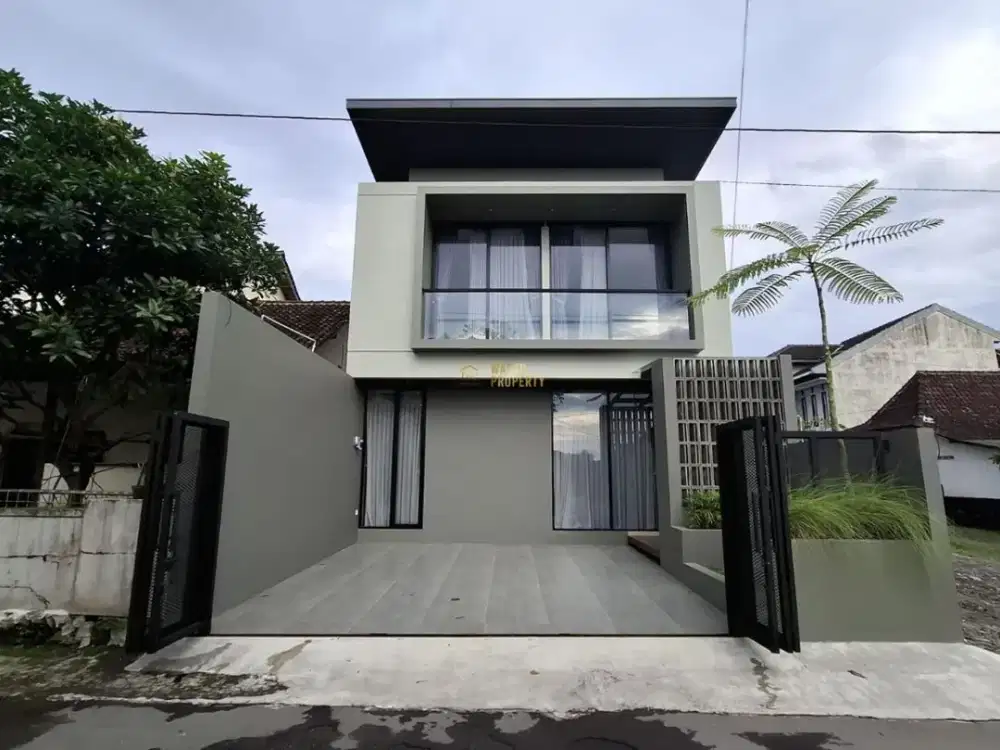 Rumah 2 Lantai Full Furnished Dekat Pasar Gentan Timur Jakal KM 10
