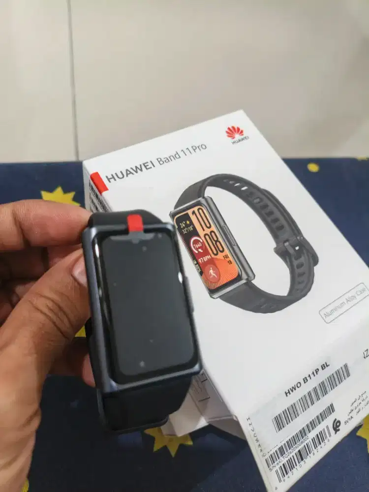 Huawei smart band 11 pro (hitam)
