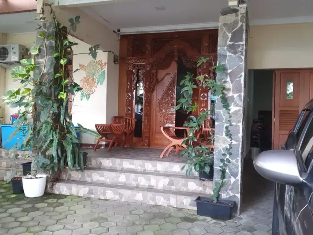 RUMAH LUAS 4 LANTAI LINGKUNGAN ASRI NYAMAN SIAP HUNI DI SUKAMULYA INDAH BANDUNG