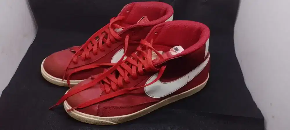 Nike Blazer Mid size 42