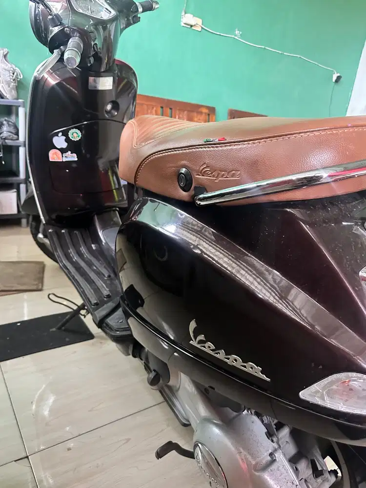 Jual Vespa lx 150cc warna coklat 2011
