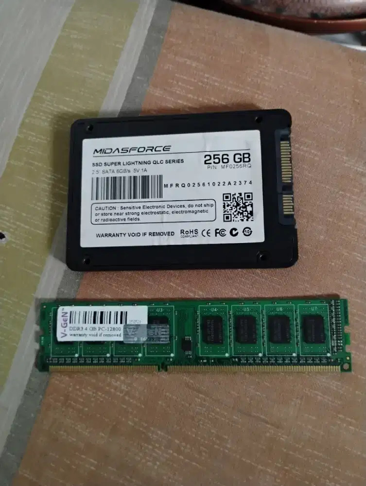 Ram pc 4gb ddr3 vgen dan ssd sata 256gb joss