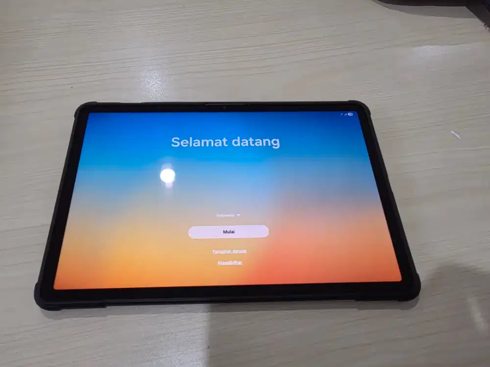 Samsung Tab S8 5G + Book Cover