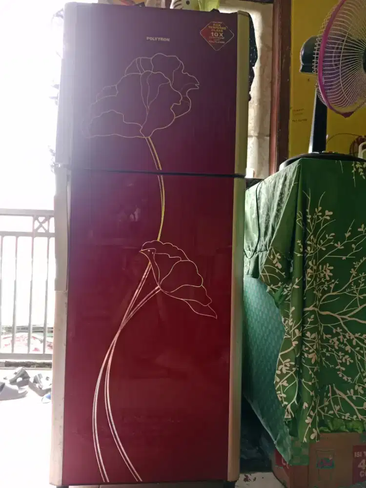 Kulkas masih bagus Dan dingi