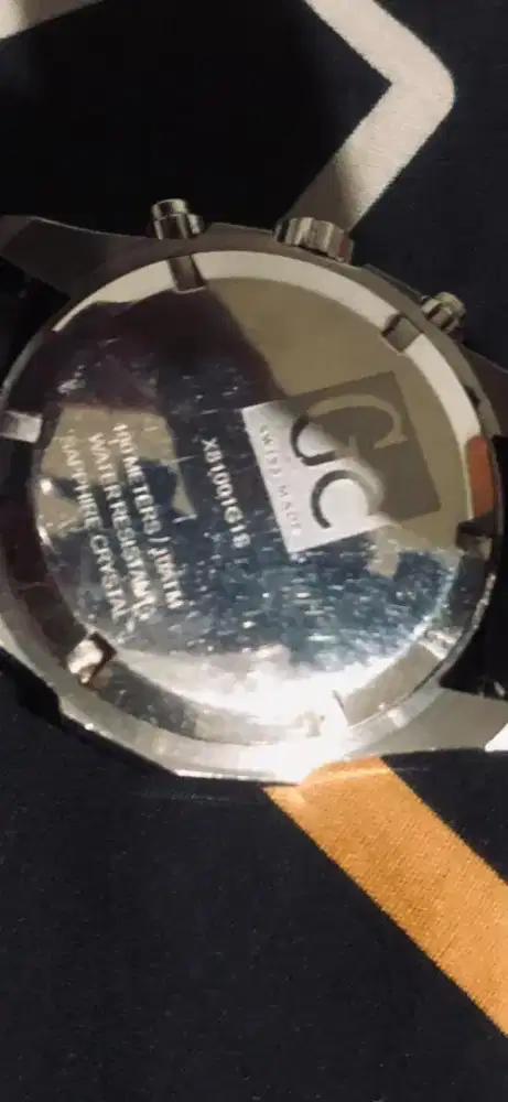 jam GC ori 100% tali kulit asli masih ada semua nya hidup lancar