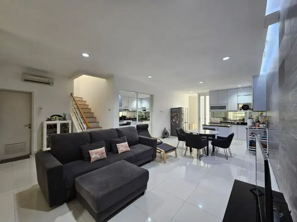 Rumah 2 Lantai Cluster Castilla BSD City – Strategis & Siap Huni