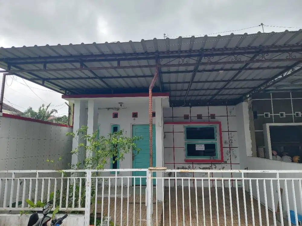 Rumah Disewakan 15juta/tahun