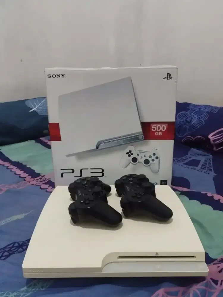 PS3 SLIM hen 1,1jt nego