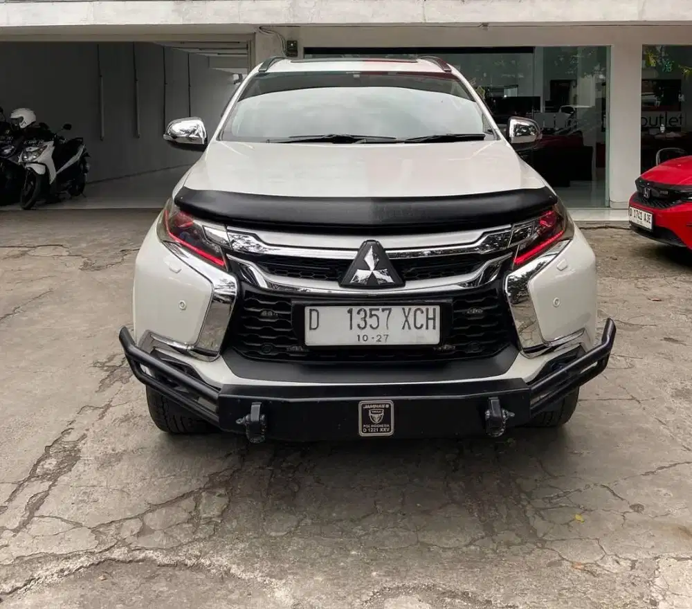 Mitsubishi Pajero Dakar 2.5 at thn 2017