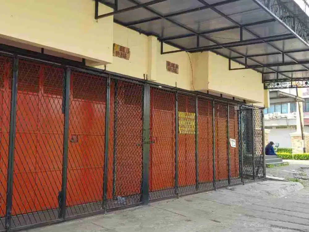 Dijual ruko siap usaha dilokasi strategis buaran jaktim