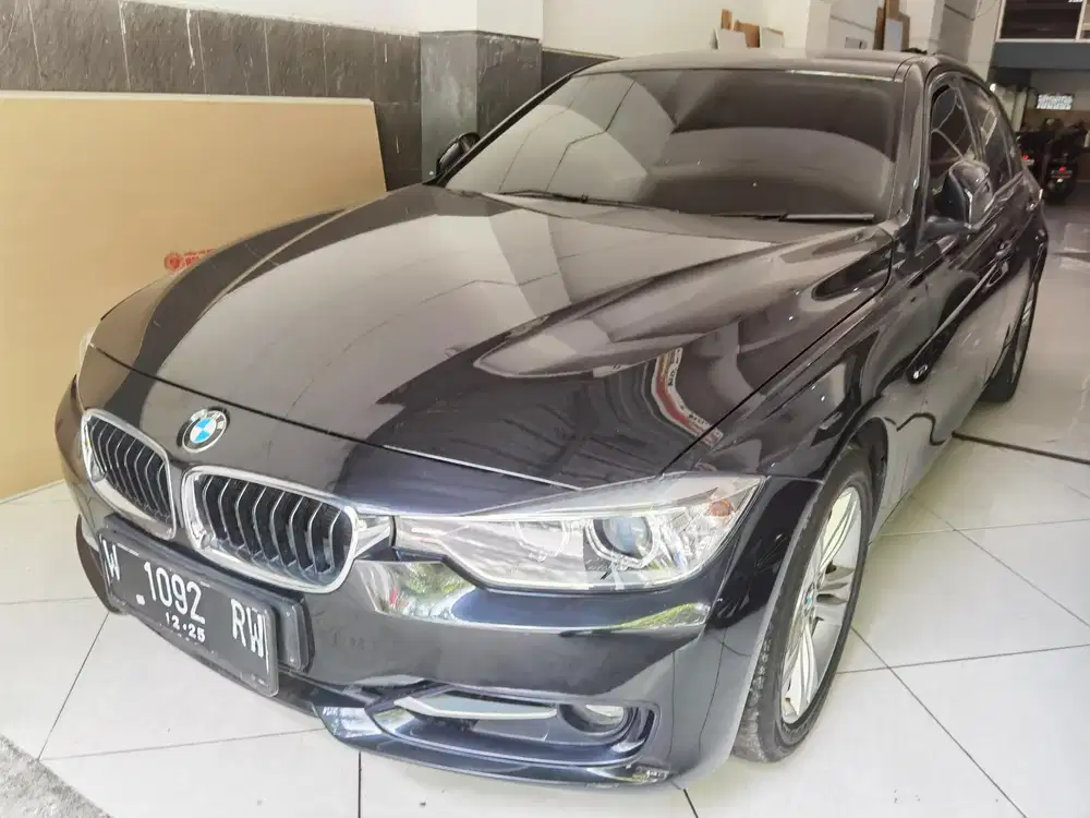 BMW Lux 320i 2015