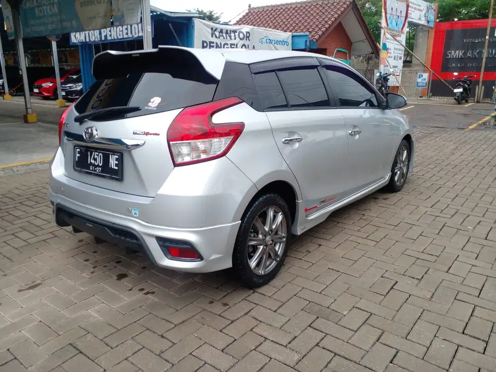 Toyota Yaris 2015 Bensin