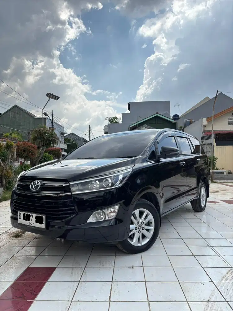 Toyota Kijang Innova Reborn V 2.4 Diesel Tahun 2019 (Hitam)