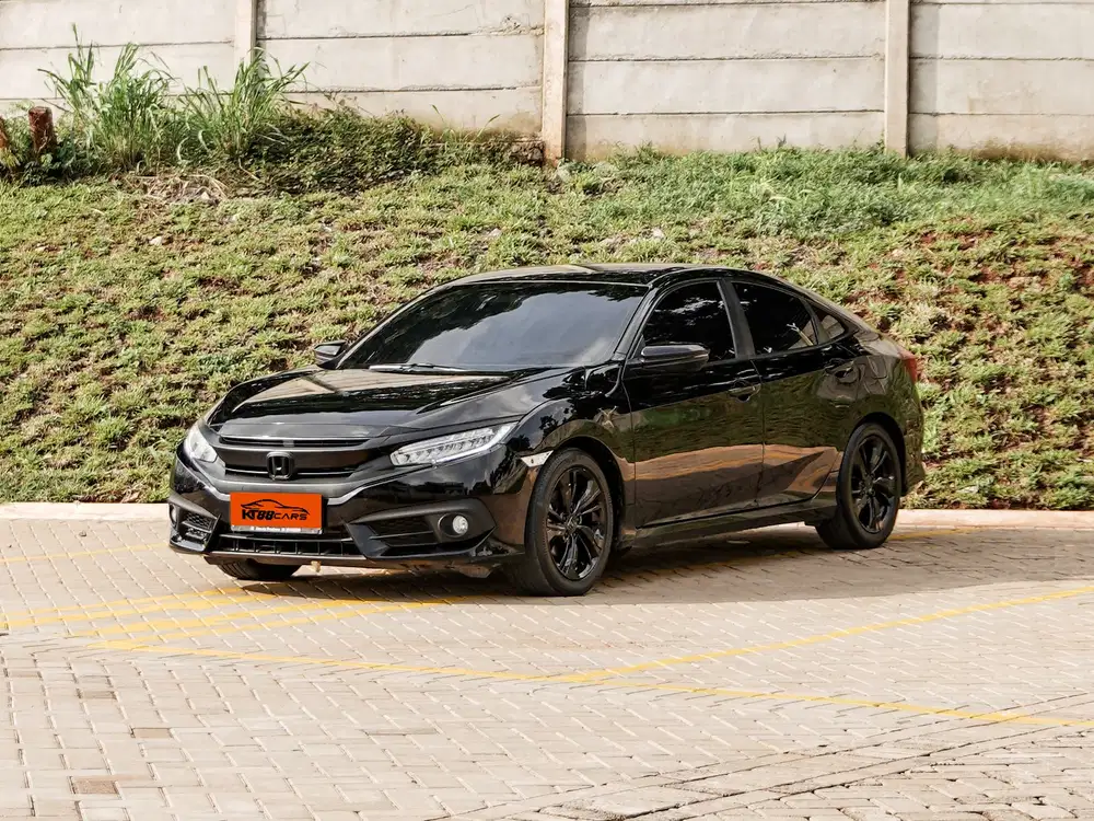 Honda Civic 2016 Bensin