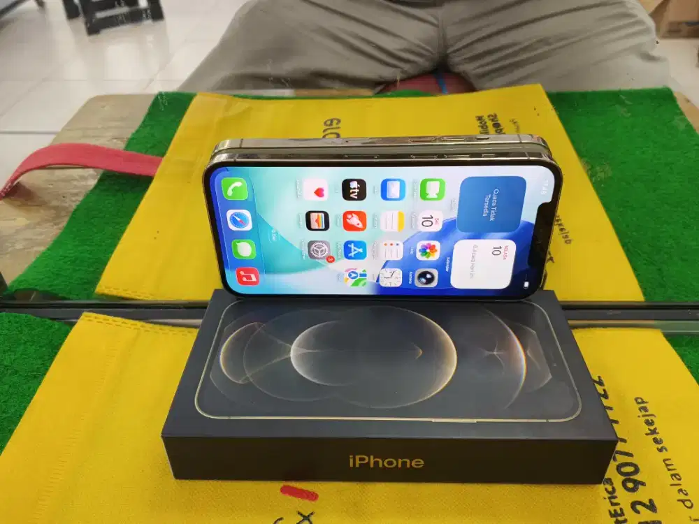 Iphone 12 pro max 128 gb ibox mulus normal lengkap