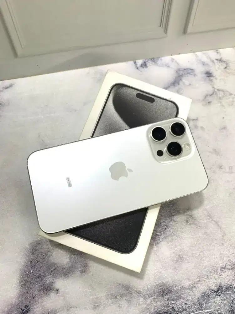 Iphone 15 pro max 256GB white ibox lengkap