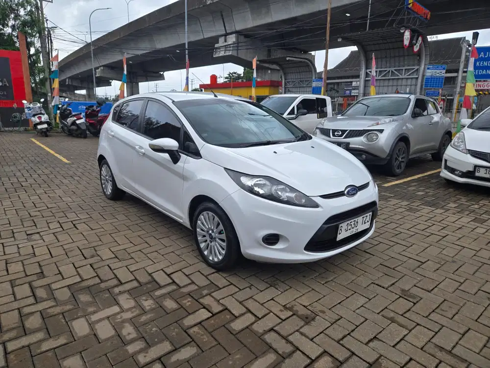 Ford Fiesta 2012 Bensin