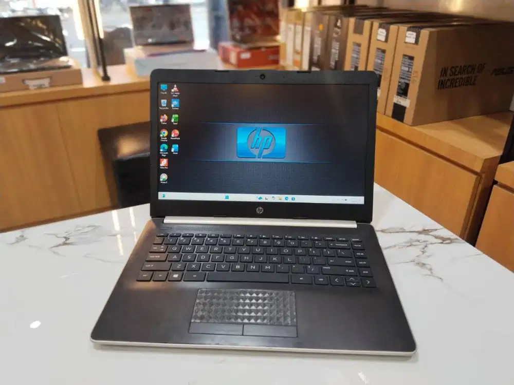 JUAL MURAH! HP 14-CK0011TU CELERON N4000/RAM 4GB/SSD 128GB/SIAP PAKAI