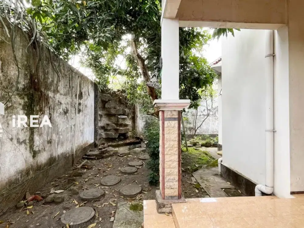 RUMAH 2 LANTAI DIJUAL DI SOLO SELATAN KONIMEX