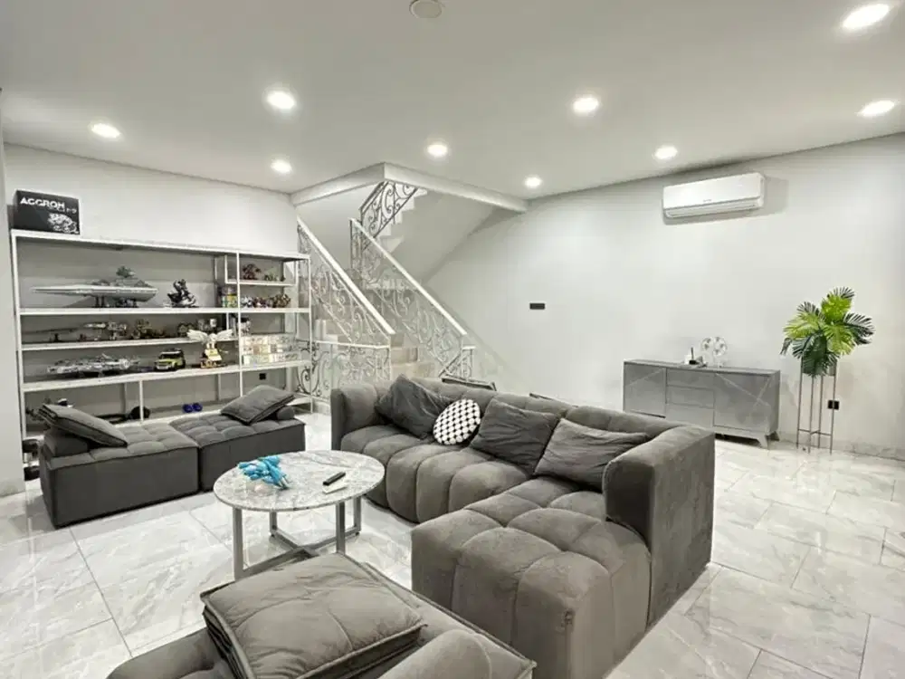 Dijual Cepat Rumah Pluit Samudra. Semi Furnish Rapih