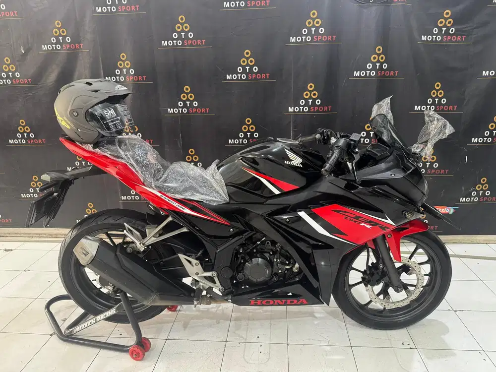 HONDA CBR 150R 2020