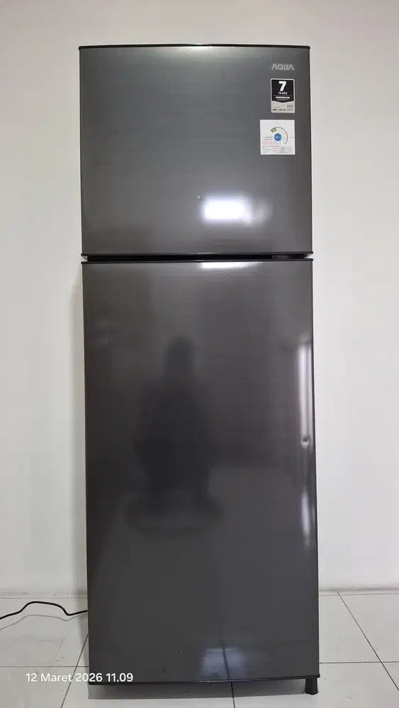 Kulkas 2 Pintu Aqua AQR-D270DE – Masih Bagus, Siap Pakai! ️